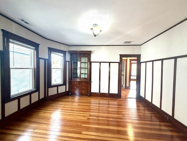 Photo - 28 Stanley Ave Apartamento Unidad 2