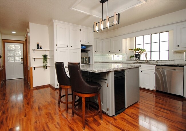 Photo - 15007 Pebble Bend Dr