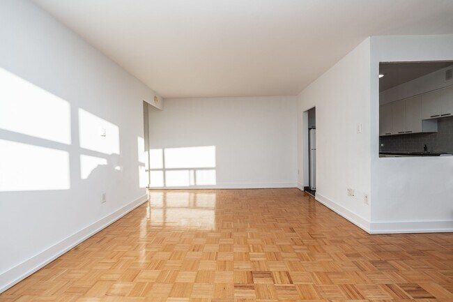 Photo - 265 Dixon Road Unit 1005