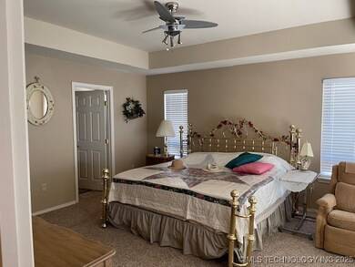 Photo - 8565 Lorene St