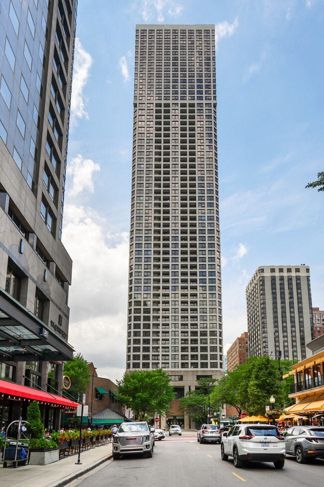 Photo - 1030 N State St Condo Unit 21E