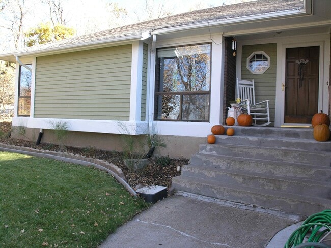 Photo - 1806 E Fawn Ln