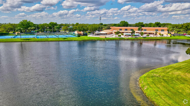 Building Photo - 15365 Lakes of Delray Blvd Unit 303 Rental