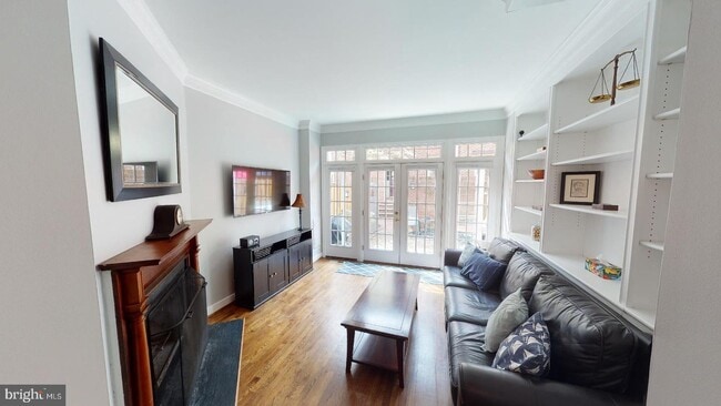 Photo - 629 S Columbus St