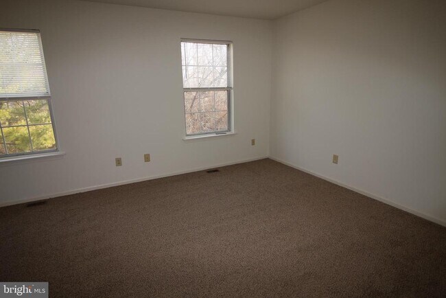 Photo - 2437 Norrington Dr