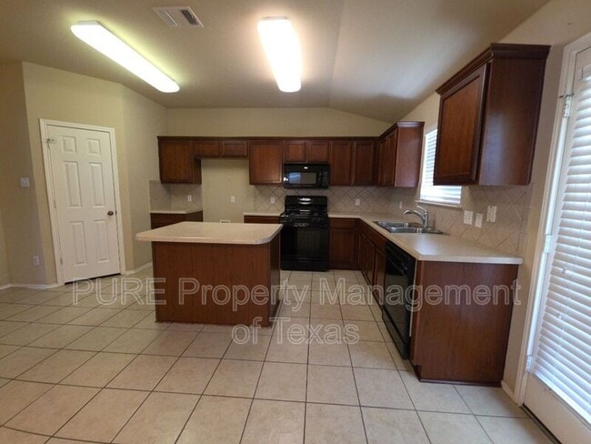 Photo - 2609 Butler Way