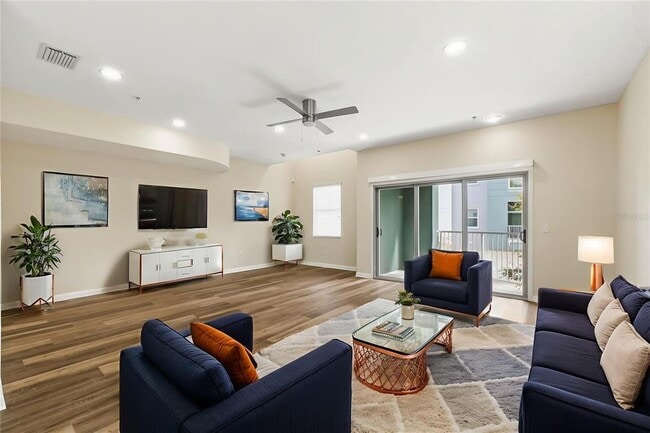 Photo - 3405 W Swann Ave