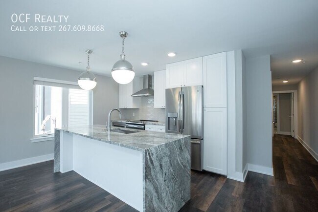 Photo - Fairmount Greenery Two Bedroom