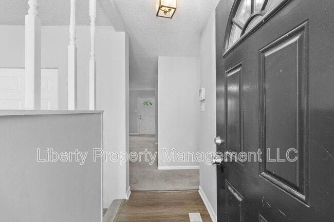 Photo - 512 Nottingham Dr