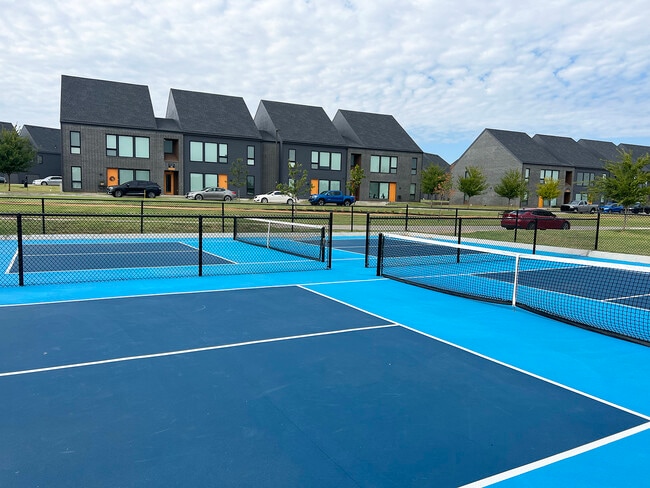 Pickle Ball Court - Liberty Creek Village