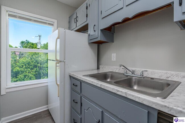 2845 Frontier Ct Unit 6