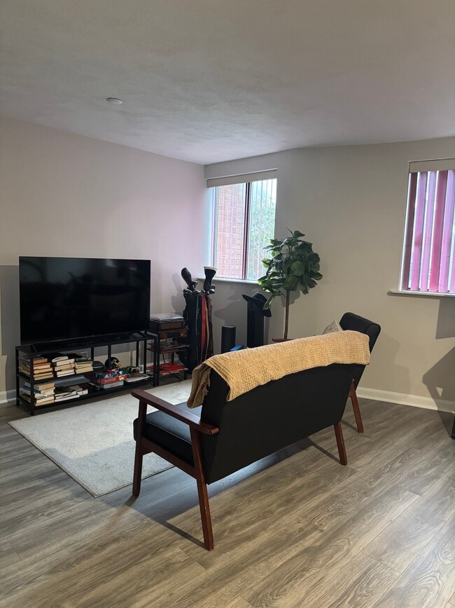 Photo - 205 Ferry St Unit Condo