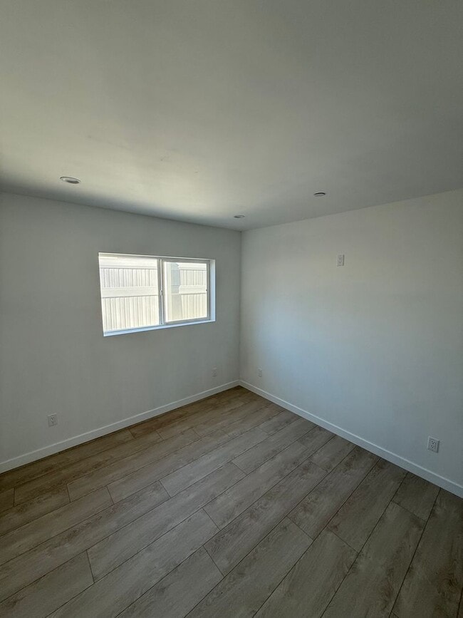 Photo - Saticoy Properties Unidad 22026 1/2