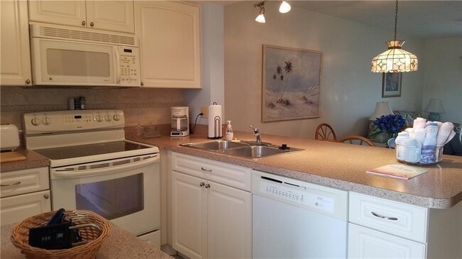 Photo - 25275 Rampart Blvd Unit 1608