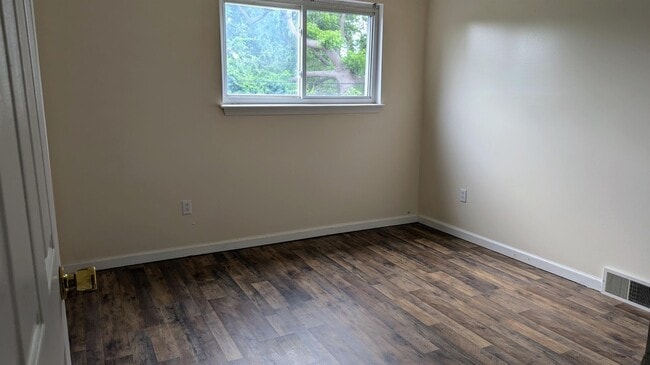 Photo - Greenfield Apartments