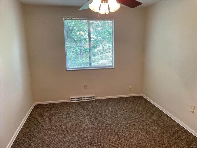 Photo - 525 Sullivan St Unit A