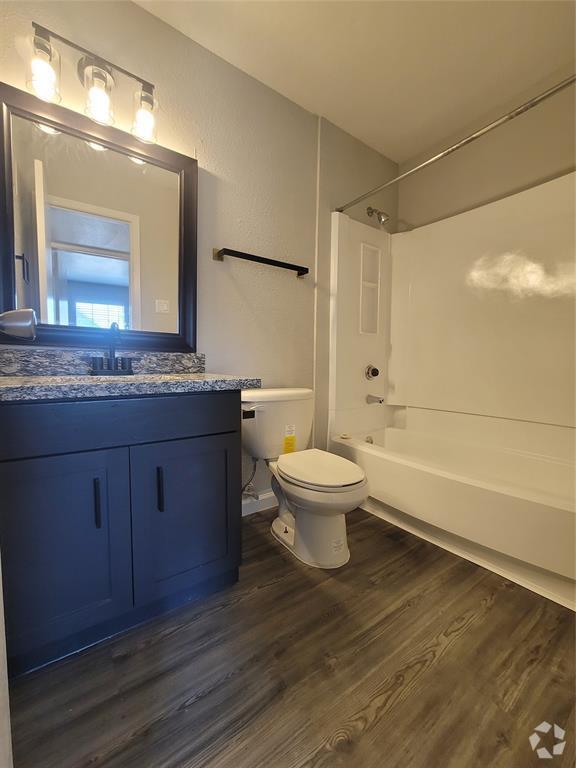 Building Photo - 2701 W Bellfort Ave Unit 517 Rental