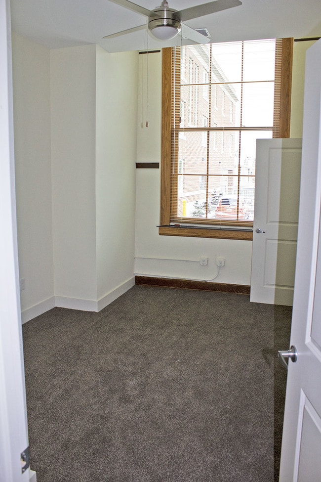 Lincoln House Apartments For Rent in Owosso, MI