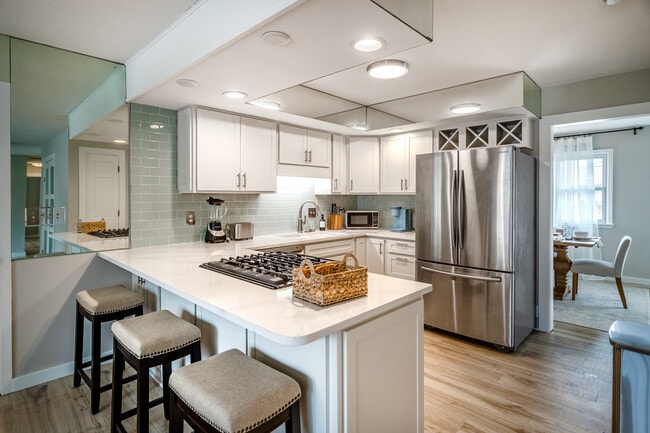 Photo - 3928 Pasadena Dr