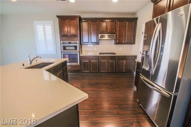 Photo - 1127 Echo Pass St