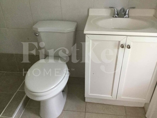 Photo - 5971 NW 15th St