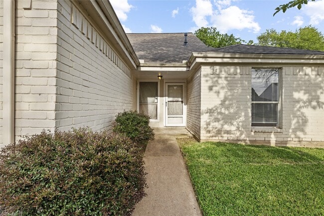 Photo - 6327 Lynkat Ln