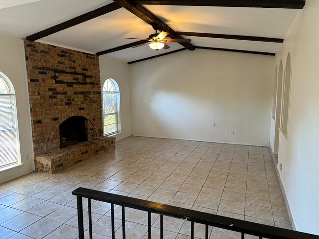 livingroom - 2922 Haymeadow