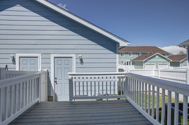 Photo - 5783 Ceylon St