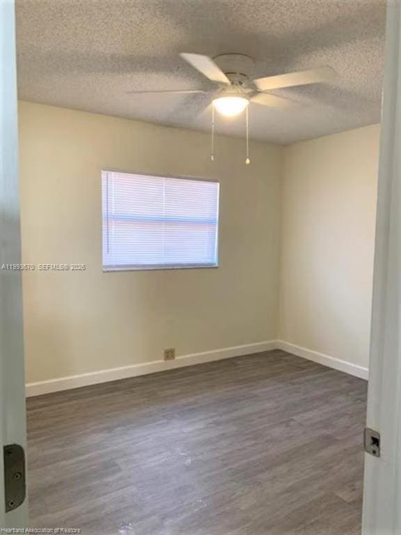 Photo - 425 Las Palmas Cir