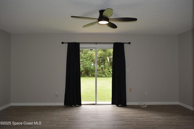 Photo - 1234 Randy Ave SE