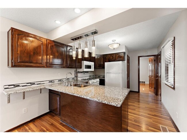 Photo - 3108 Maryland Ave S