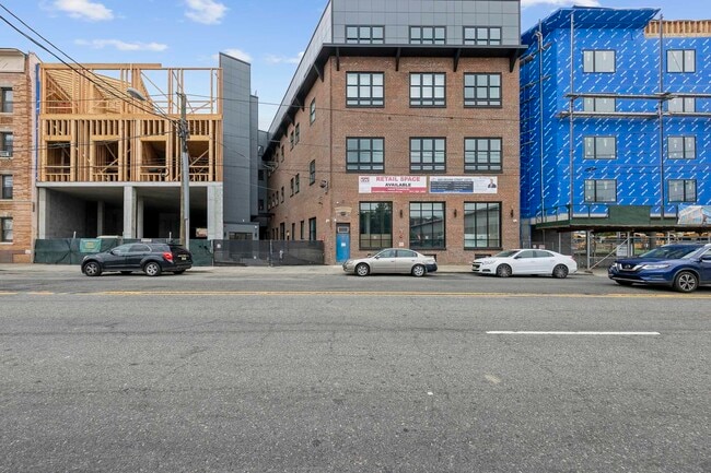 Building Photo - 660 Grand St Unit 212 Rental
