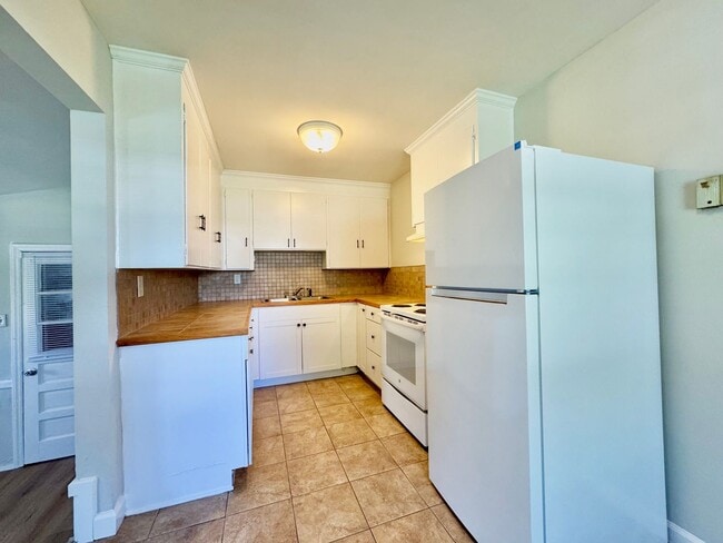 Photo - 806 Carolina St