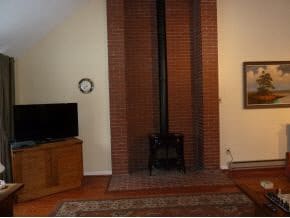 42 Pleasant Dr