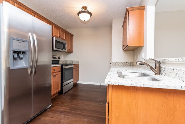 Photo - 9450 Eckley Pl