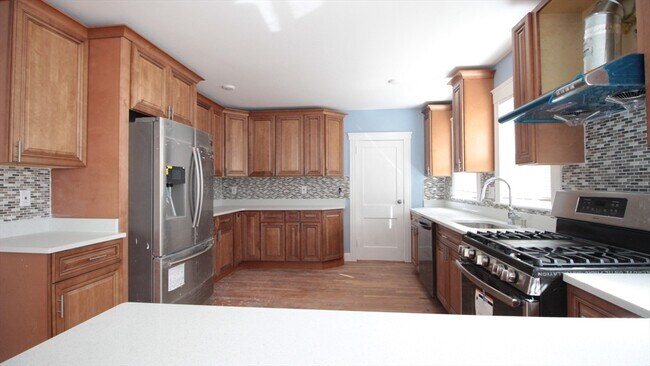 Building Photo - 33 Prentiss St Unit 1st Fl Rental