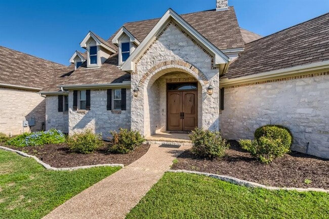 Photo - 3900 Peak Lookout Dr