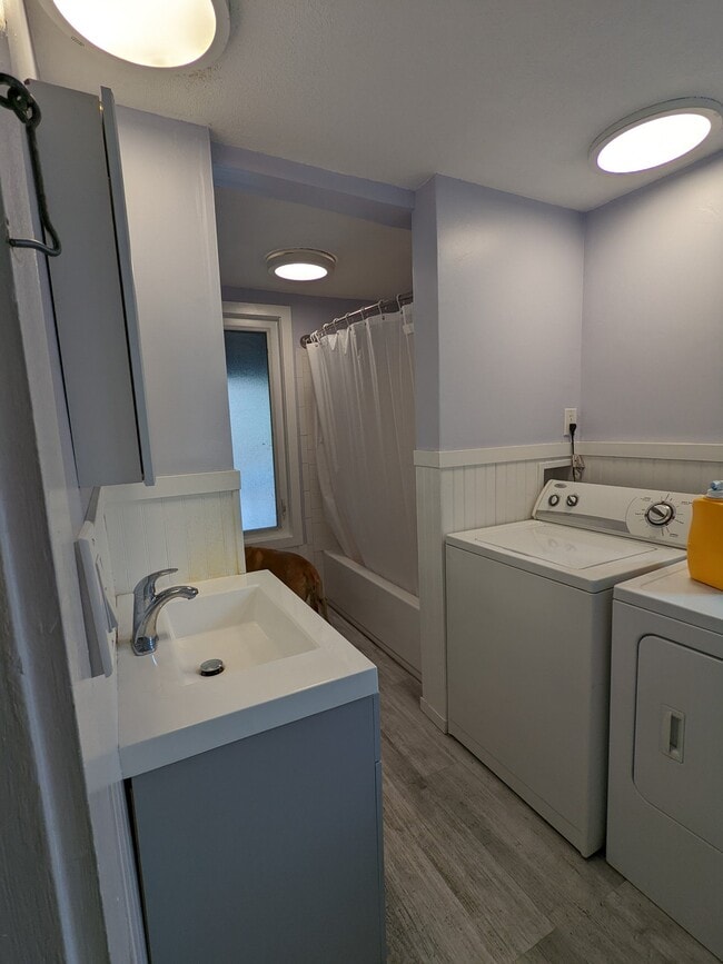 Photo - 24 Cortland Pl