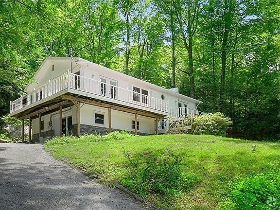 Building Photo - 96 Sagamore Dr Rental