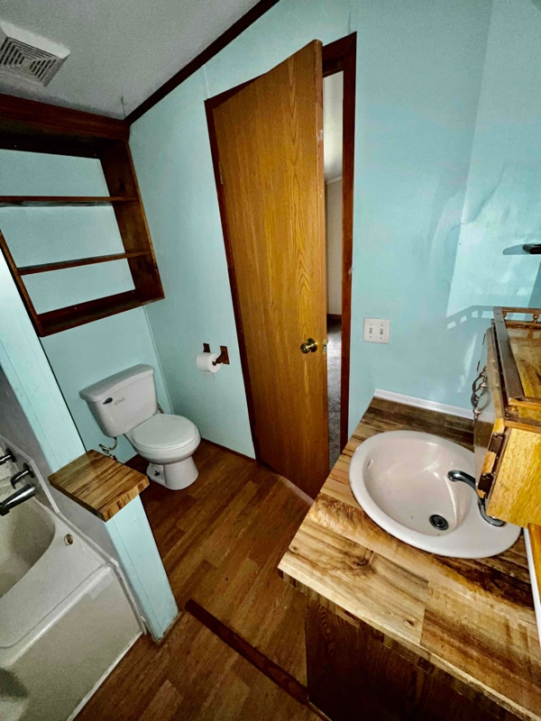 Photo - 1038 Maple Dr