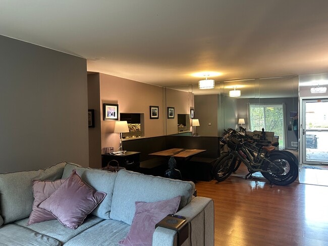 Photo - 13 Quince Ct