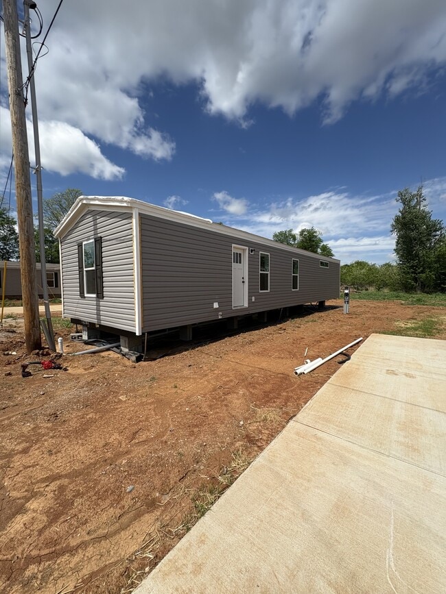 Photo - 400 Parker St