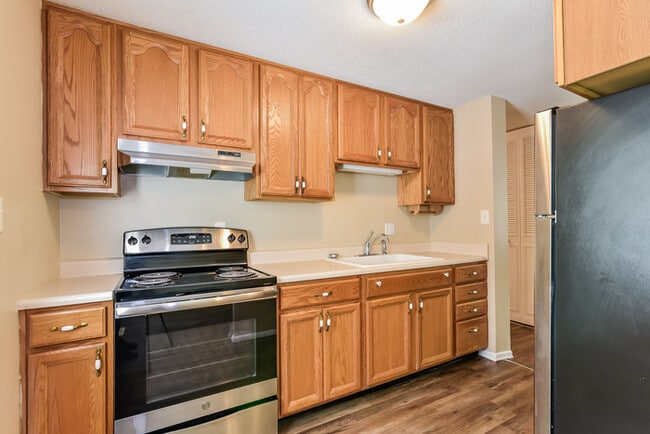 Photo - 11401 McDowell Dr