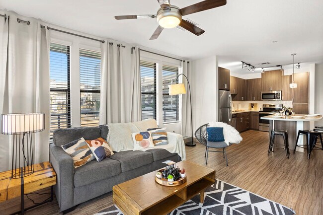 Photo - 555 N College Ave Unit ID1014342P