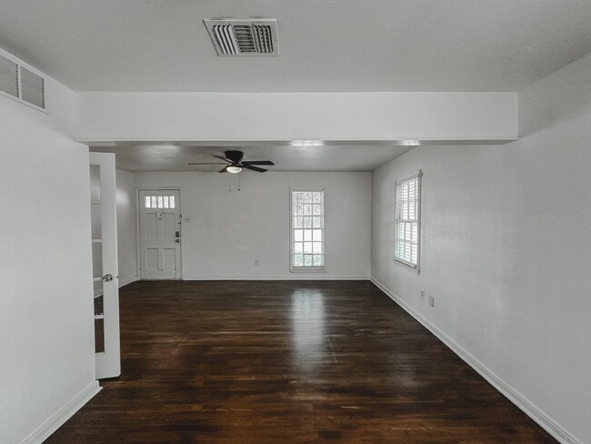 Photo - 2605 35th St