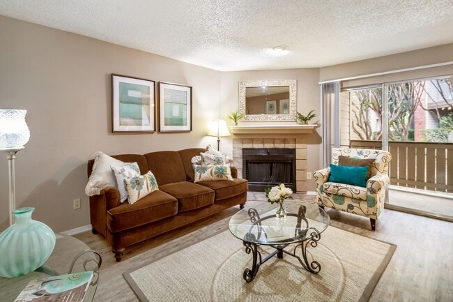 Photo - 701 W Longspur Blvd Unit 1125