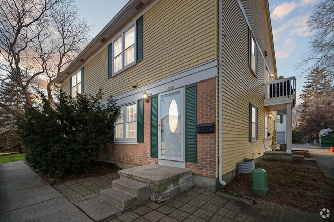 Building Photo - 1459 Wingate Blvd Rental