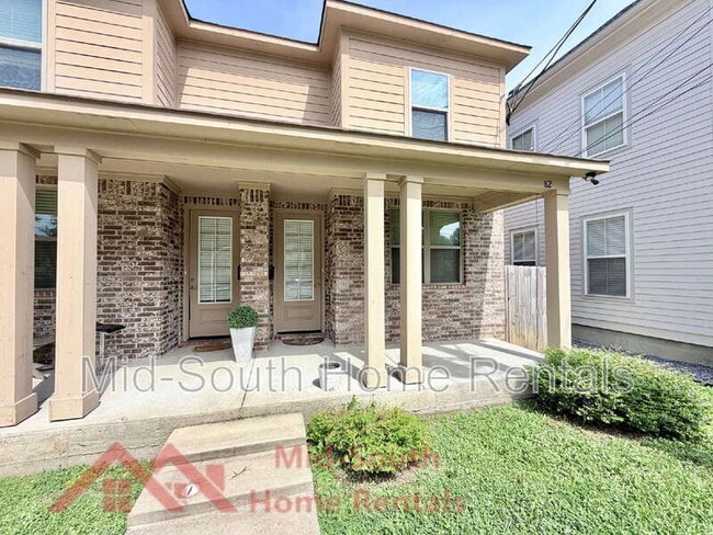 Photo - 82 N Rembert St