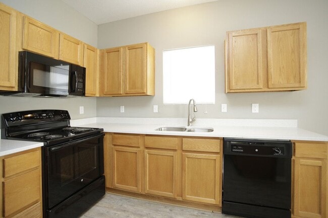 Photo - Holly Ridge Townhomes