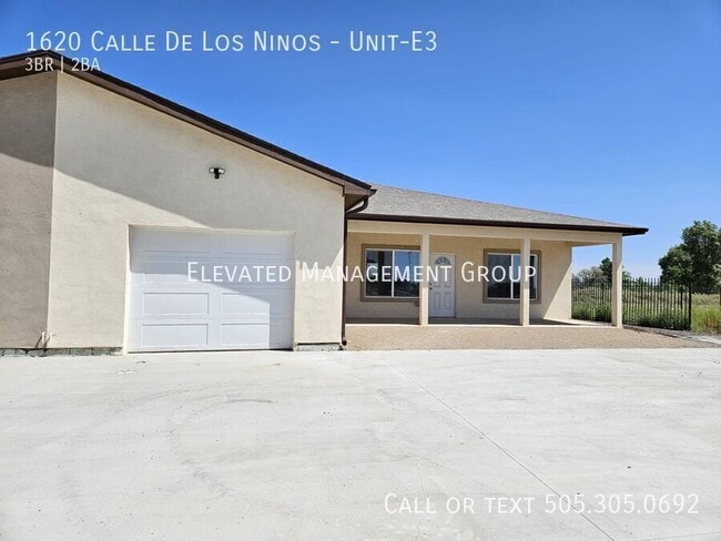 Building Photo - 1620 Calle de los Ninos Ave Unit -E3